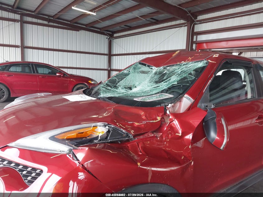 2017 NISSAN JUKE auction photo 6