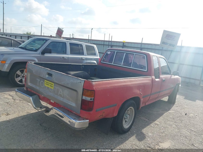 1992 TOYOTA PICKUP auction photo 4