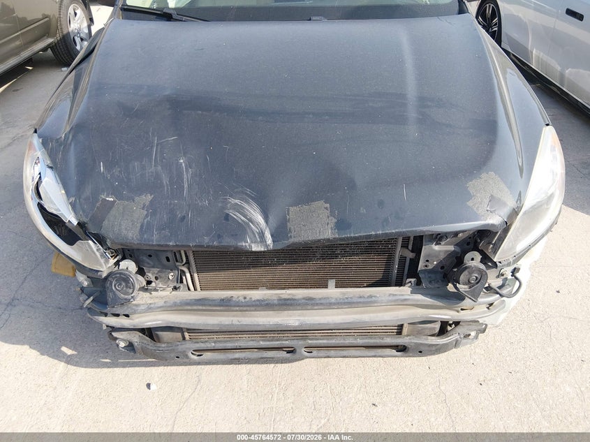2015 VOLVO XC60 auction photo 6