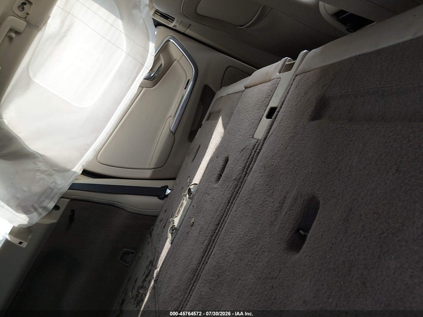 2015 VOLVO XC60 auction photo 8