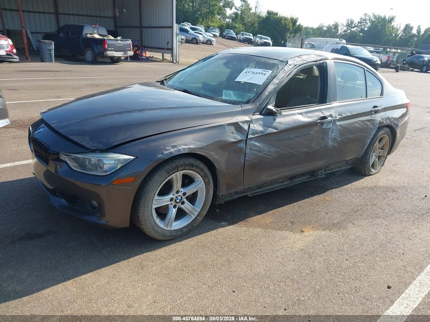 2013 BMW 328I auction photo 2