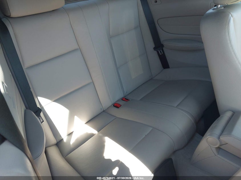 2010 BMW 135I auction photo 8
