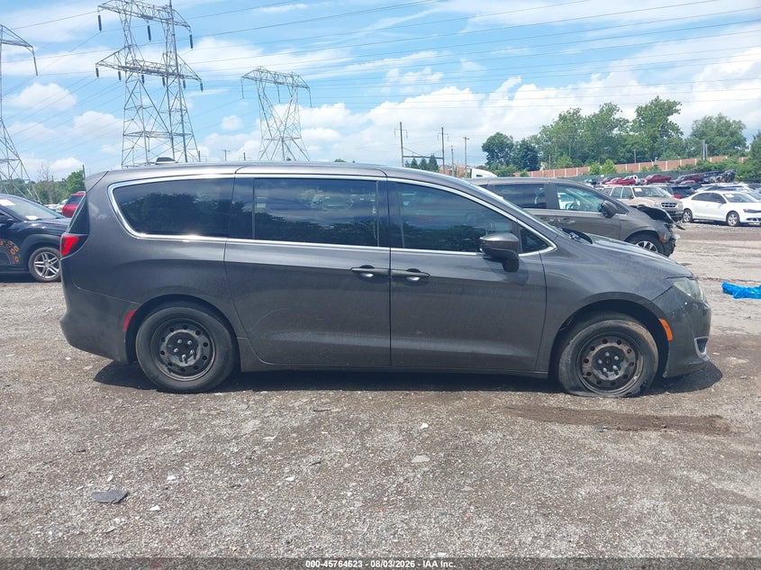CHRYSLER PACIFICA - zdjęcie 13