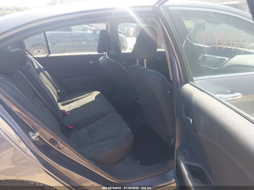 2017 HONDA ACCORD auction photo 8