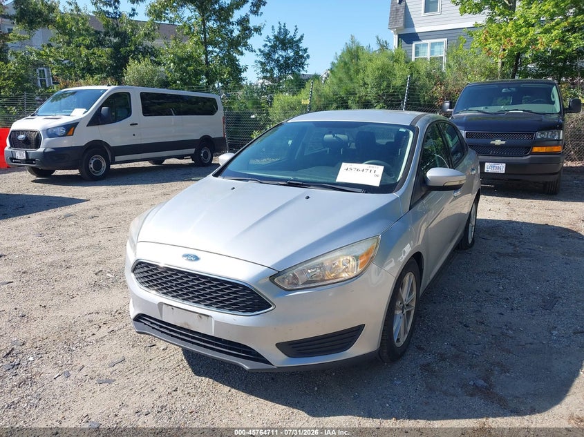 Vin: 1fadp3f25hl315478, lot: 46263460, ford focus se 20172