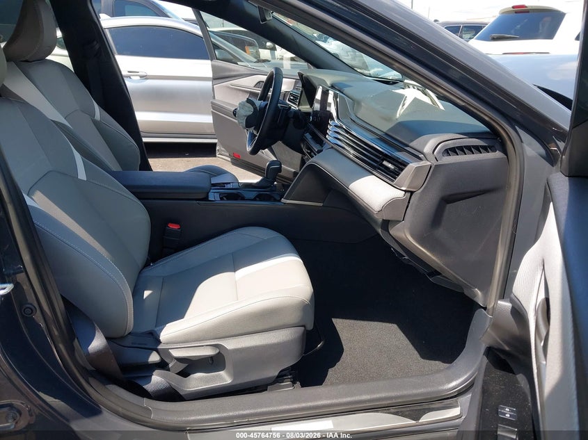 2026 TOYOTA CAMRY auction photo 5