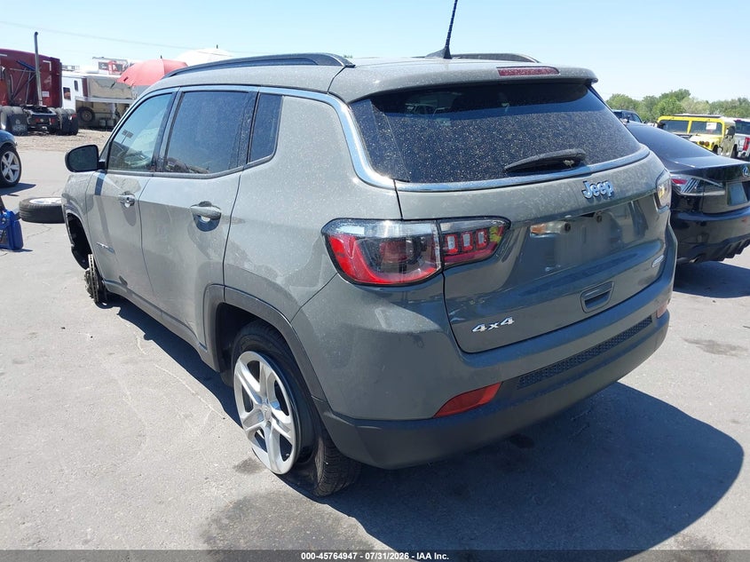 Vin: 3c4njdbn8pt552653, lot: 46263696, jeep compass latitude 4x4 20233