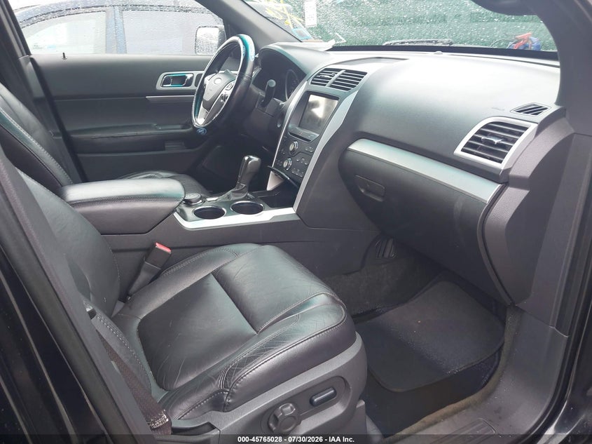 2011 FORD EXPLORER auction photo 5