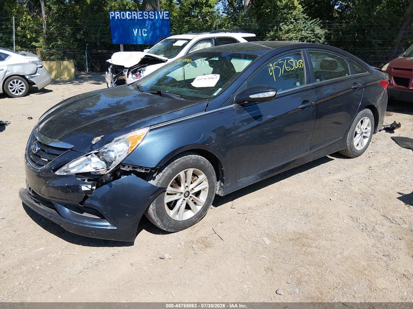 2014 HYUNDAI SONATA auction photo 2