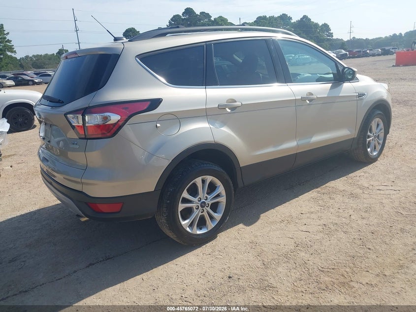 Vin: 1fmcu0gd2jub72269, lot: 46263821, ford escape se 20184