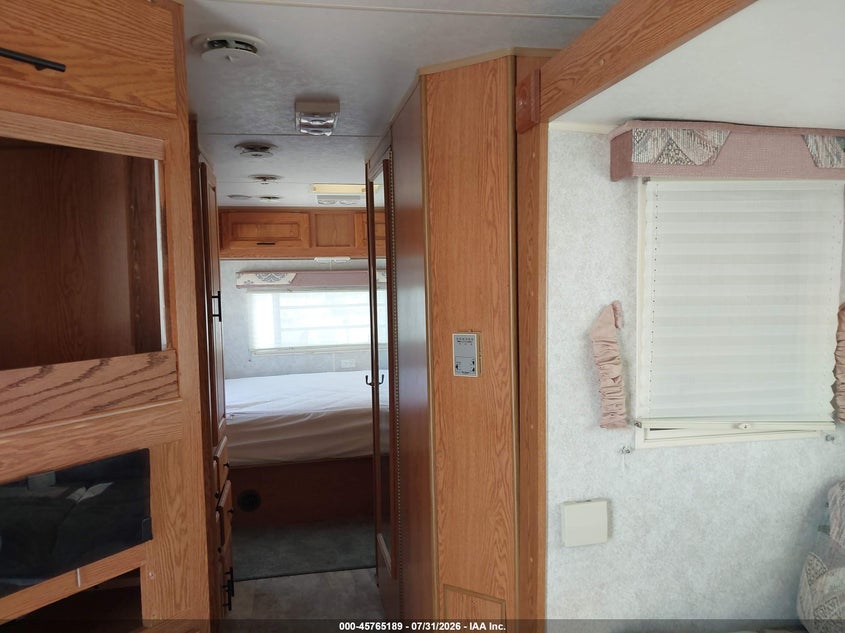 1995 HOLIDAY RAMBLER TRAVEL TRLR auction photo 5