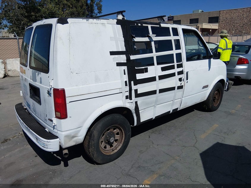 1993 CHEVROLET ASTRO auction photo 4