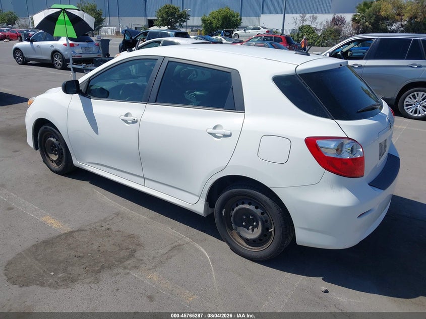 Vin: 2t1ku4ee6bc655328, lot: 46264036, toyota matrix 20113