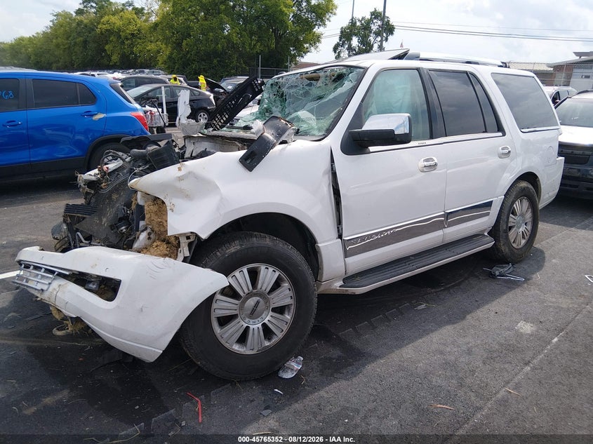 2009 LINCOLN NAVIGATOR SPORT UTILITY VEHICLE 5.4L V-8 VVT, 310HP