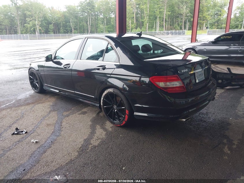 Vin: wddgf8bb7ar102005, lot: 46264105, mercedes-benz c 300 luxury 4matic/sport 4matic 20103