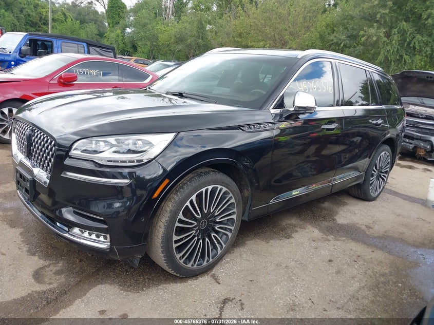 2022 LINCOLN AVIATOR auction photo 2