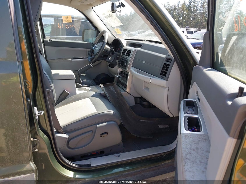 2008 JEEP LIBERTY auction photo 5