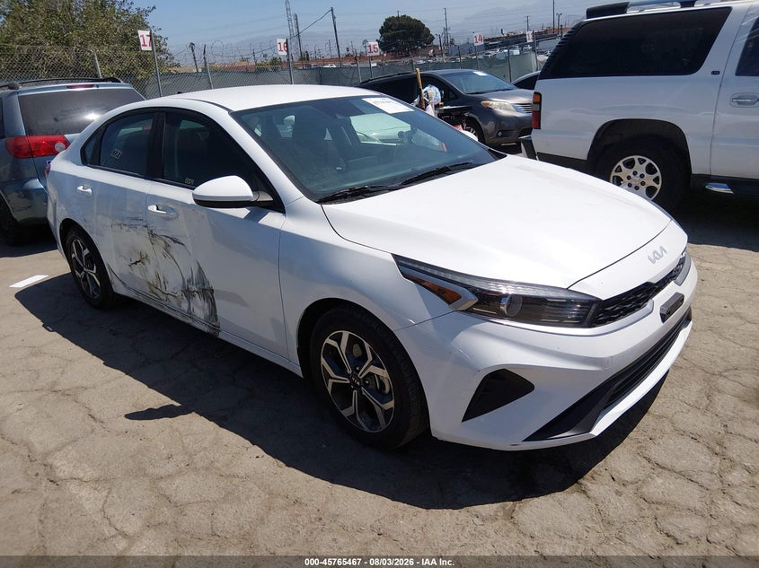 Vin: 3kpf24adxre772779, lot: 46264216, kia forte lxs 2024 img_1