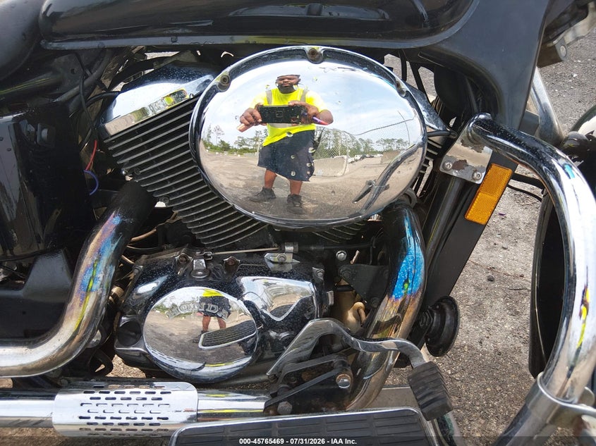 2001 HONDA VT750 auction photo 8
