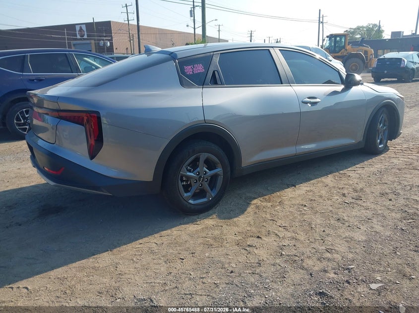 Vin: 3kpft4de1se179092, lot: 46264235, kia k4 lxs 20254