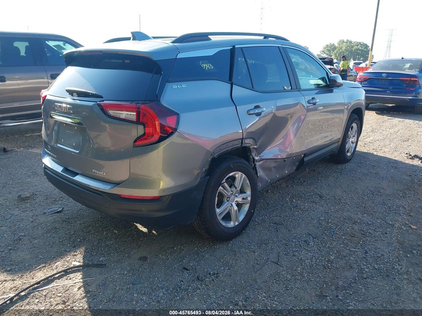 2024 GMC TERRAIN auction photo 4