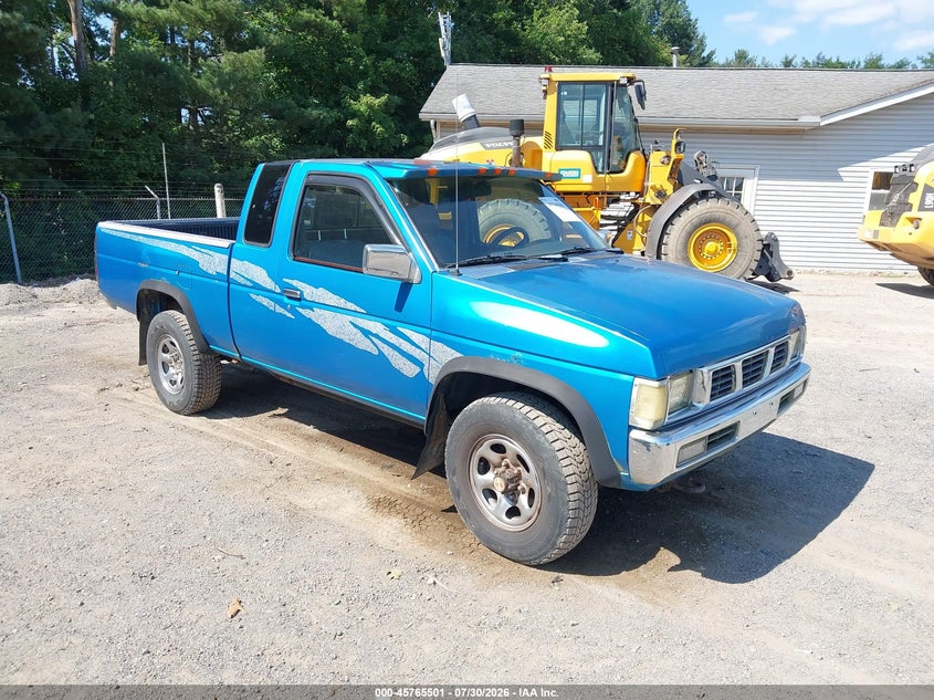 1995 NISSAN TRUCK auction photo 1