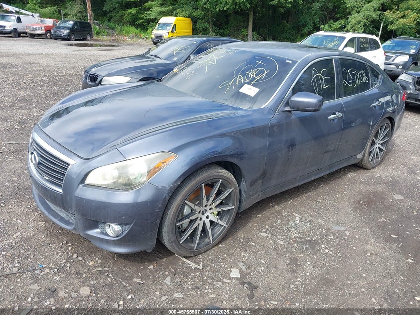 2011 INFINITI M37 auction photo 2