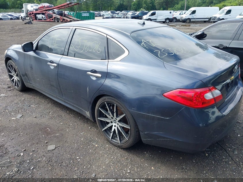 2011 INFINITI M37 auction photo 3