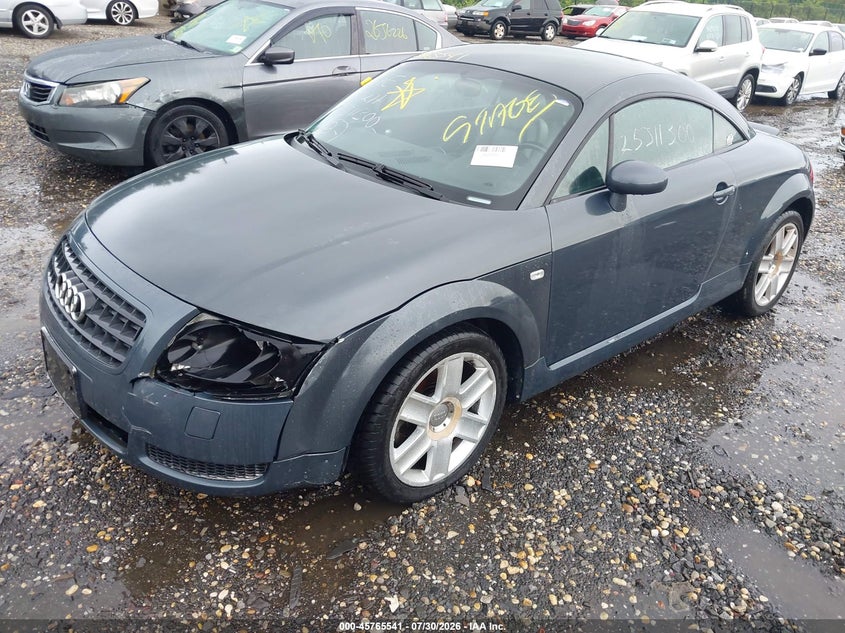 2004 AUDI TT auction photo 2