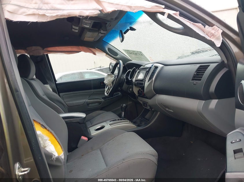 2015 TOYOTA TACOMA auction photo 5