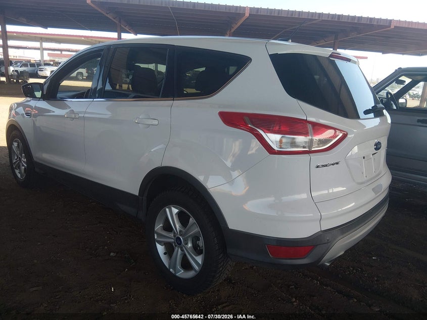 Vin: 1fmcu0gxxfub81609, lot: 46264391, ford escape se 20153