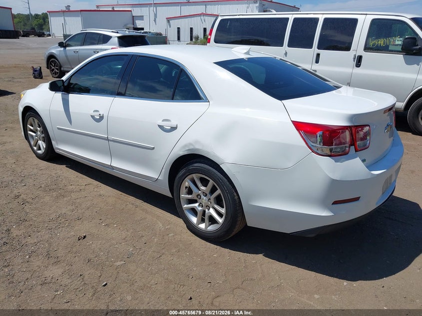 2015 CHEVROLET MALIBU auction photo 3
