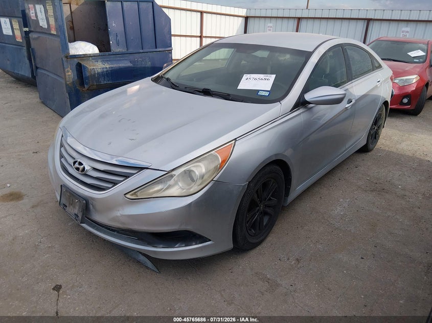 2014 Hyundai Sonata, Normal Wear & Tear, IAAI, VIN 5NPEB4AC4EH879528 — photo 2