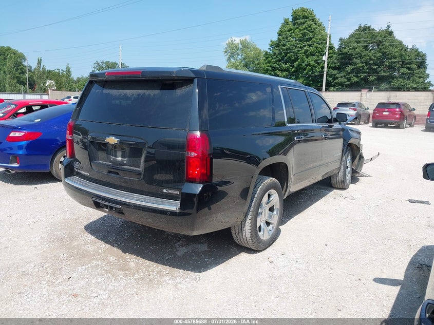 CHEVROLET SUBURBAN - zdjęcie 4