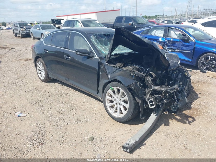 CADILLAC CT5 - zdjęcie 1