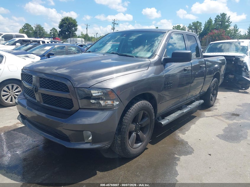 Vin: 1c6rr6fg1hs723142, lot: 46264555, ram 1500 express  4x2 6'4 box 20172