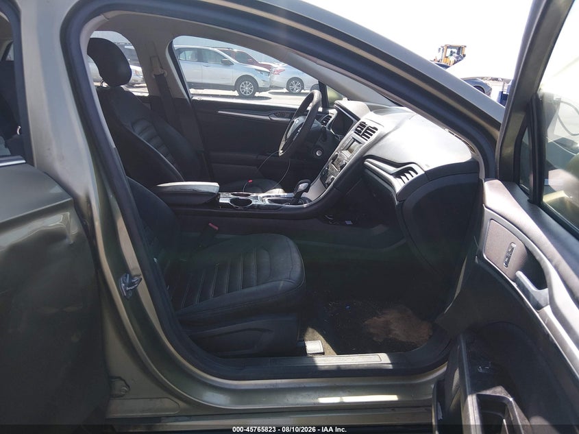 2013 FORD FUSION auction photo 5