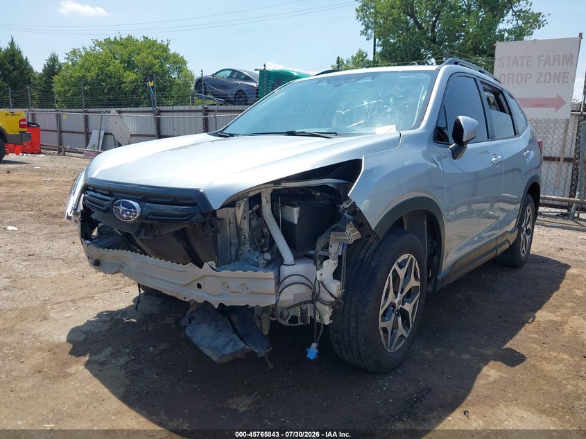 Vin: jf2skaec4nh408653, lot: 46264592, subaru forester premium 20222