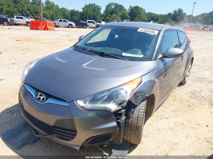 Vin: kmhtc6ad7cu078521, lot: 46264608, hyundai veloster base w/black 20122