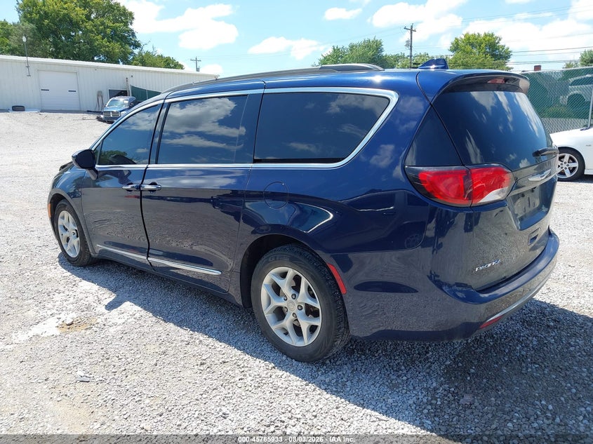 Vin: 2c4rc1bg2hr823335, lot: 46264682, chrysler pacifica touring-l 20173