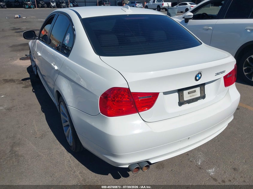 Vin: wbapk5c56bf126129, lot: 46264722, bmw 328i xdrive 20113