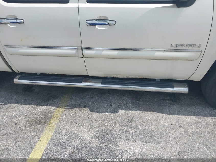 2011 GMC SIERRA TRUCK 6.2L V-8 VVT, 403HP