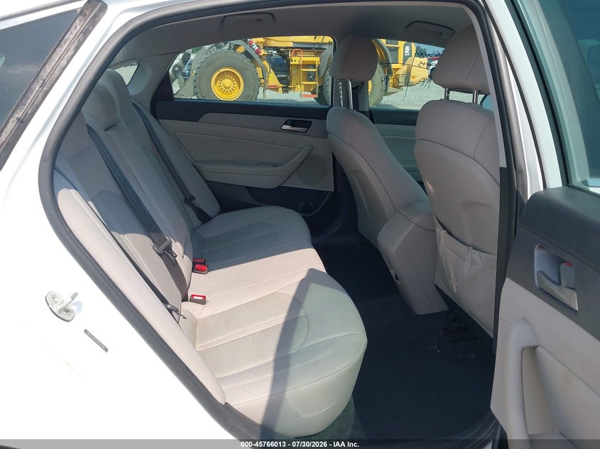 2018 HYUNDAI SONATA auction photo 8