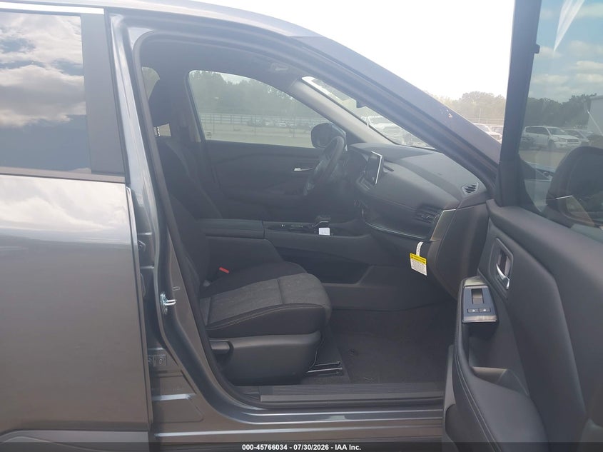 2026 NISSAN ROGUE auction photo 5