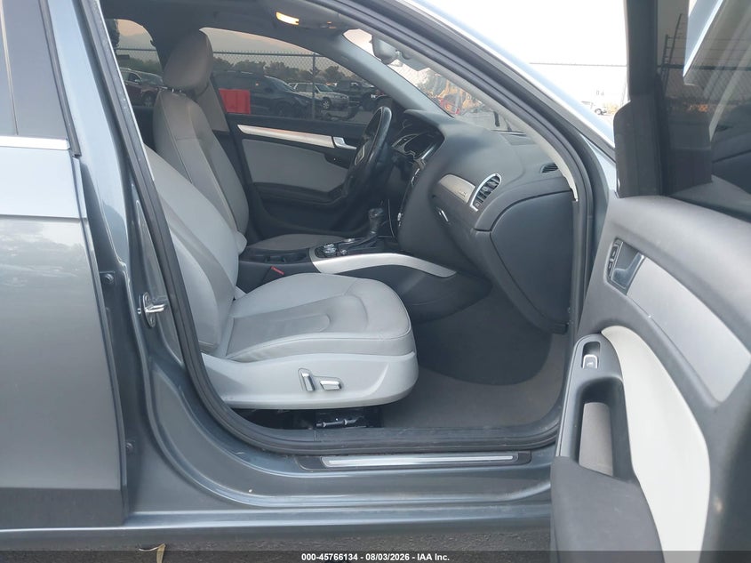 2013 AUDI A4 auction photo 5