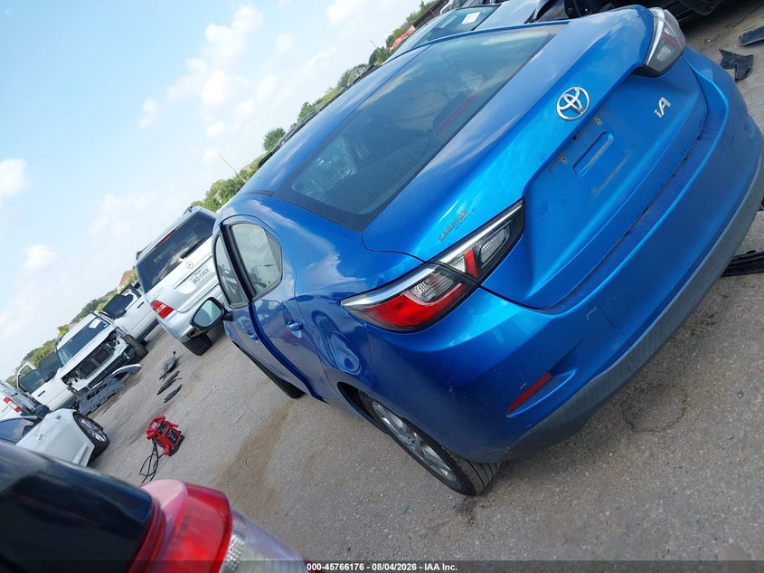 2018 TOYOTA YARIS IA — zdjęcie 3