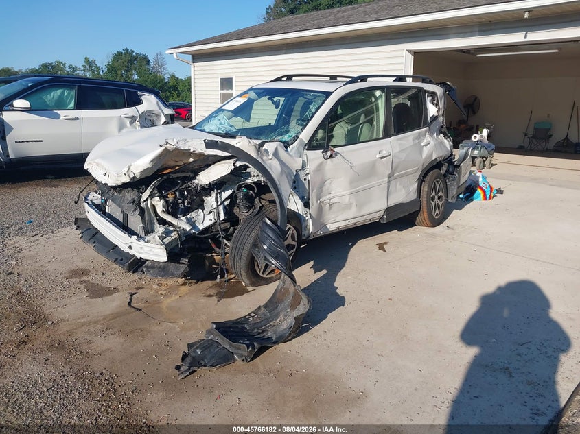 Vin: jf2skadc9rh437119, lot: 46264931, subaru forester premium 20242