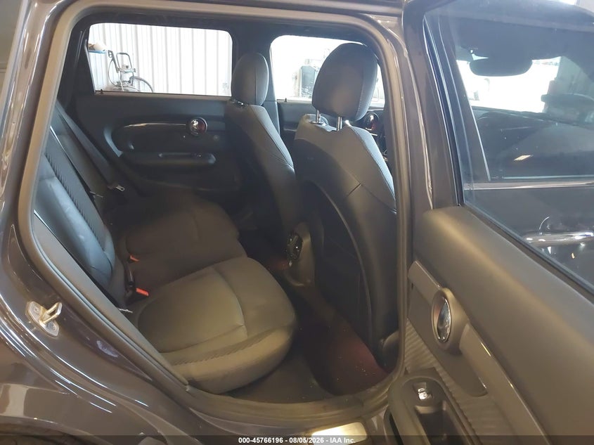 2017 MINI CLUBMAN auction photo 8