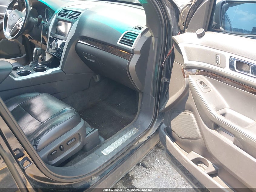 2011 FORD EXPLORER auction photo 5