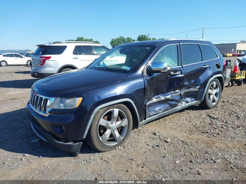 Vin: 1j4rr6gt3bc560588, lot: 46264994, jeep grand cherokee overland 20112